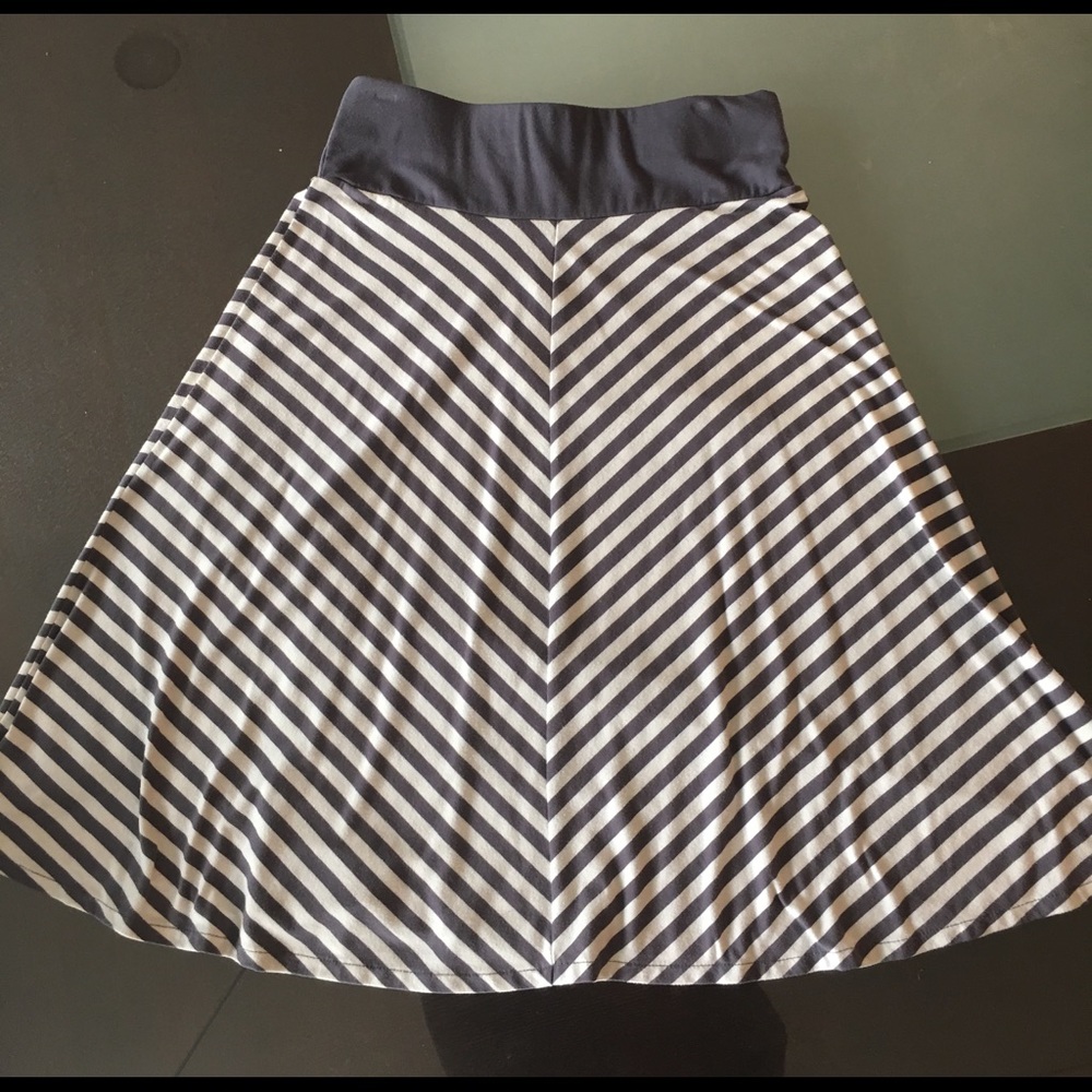 Old navy striped skirt